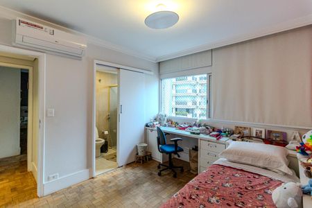 Apartamento à venda com 111m², 2 quartos e 1 vagaSuíte 1