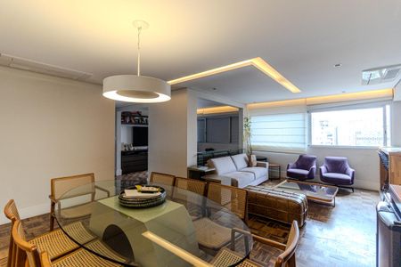 Apartamento à venda com 111m², 2 quartos e 1 vagaSala