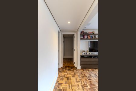 Apartamento à venda com 111m², 2 quartos e 1 vagaCorredor