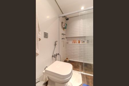 Apartamento à venda com 111m², 2 quartos e 1 vagaBanheiro da Suíte 2