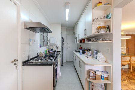 Apartamento à venda com 111m², 2 quartos e 1 vagaCozinha