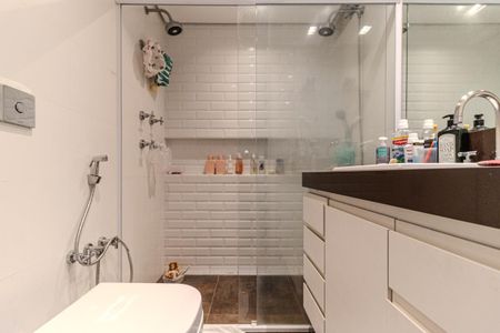 Apartamento à venda com 111m², 2 quartos e 1 vagaBanheiro da Suíte 2