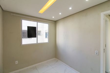 Quarto 2 de apartamento à venda com 2 quartos, 42m² em Rio Branco, Canoas