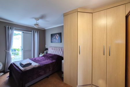 Casa de condomínio à venda com 244m², 3 quartos e 2 vagas Casa de condomínio à venda com 244m², 3 quartos e 2 vagasSuíte