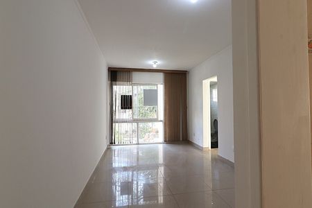 Sala de apartamento à venda com 2 quartos, 59m² em Jardim do Salso, Porto Alegre
