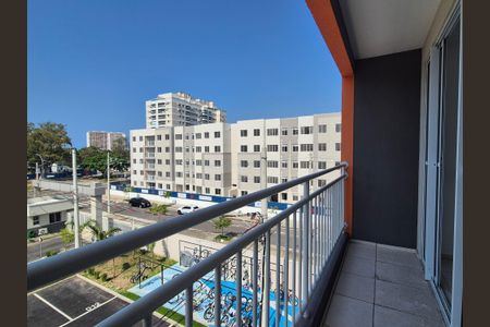 Sacada da Sala de apartamento à venda com 3 quartos, 58m² em Barra da Tijuca, Rio de Janeiro