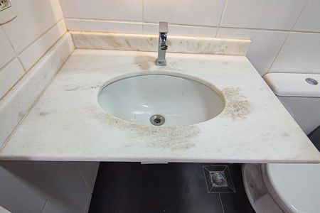 Apartamento para alugar com 54m², 2 quartos e 1 vaga Apartamento para alugar com 54m², 2 quartos e 1 vagaBanheiro da Suíte