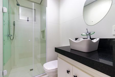 Apartamento à venda com 62m², 2 quartos e 1 vagaBanheiro Social