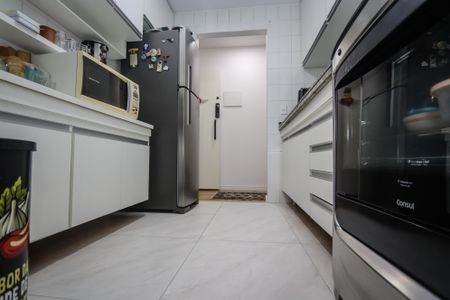 Apartamento para alugar com 62m², 2 quartos e 1 vagaCozinha