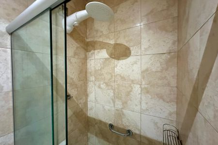 Apartamento à venda com 80m², 2 quartos e sem vaga Apartamento à venda com 80m², 2 quartos e sem vagaBanheiro