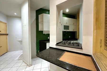 Apartamento à venda com 80m², 2 quartos e sem vaga Apartamento à venda com 80m², 2 quartos e sem vagaCozinha