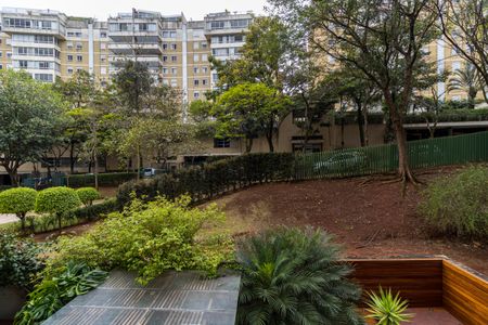 Apartamento à venda com 141m², 4 quartos e 2 vagasVaranda Sala