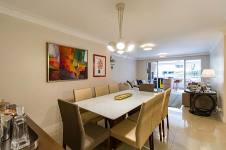 Apartamento à venda com 141m², 4 quartos e 2 vagasSala