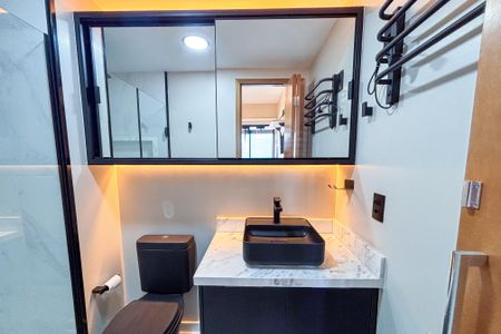 Apartamento à venda com 30m², 1 quarto e sem vaga Apartamento à venda com 30m², 1 quarto e sem vagaBanheiro da Suíte