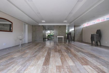 Apartamento à venda com 93m², 3 quartos e 1 vaga Apartamento à venda com 93m², 3 quartos e 1 vagaÁrea comum - Salão de Festas