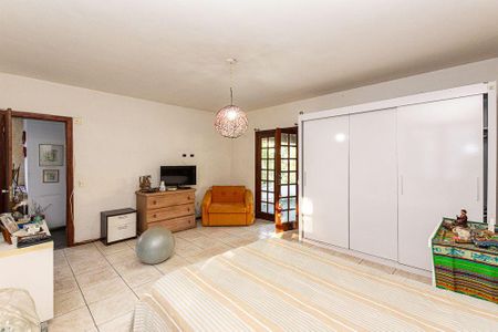 Casa à venda com 4 quartos, 294m² em Badu, Niterói