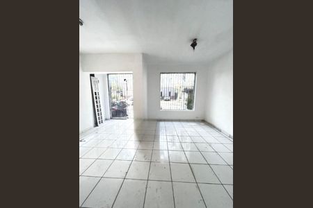 Casa à venda com 4 quartos, 250m² em Indianópolis, São Paulo