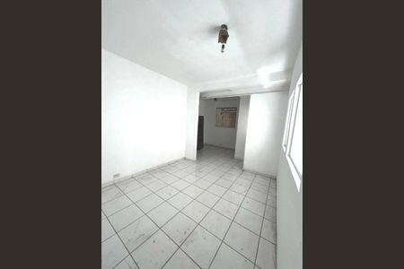 Casa à venda com 4 quartos, 250m² em Indianópolis, São Paulo