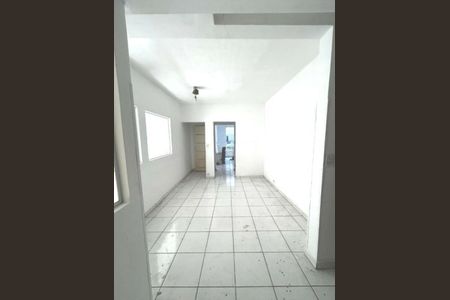 Casa à venda com 4 quartos, 250m² em Indianópolis, São Paulo