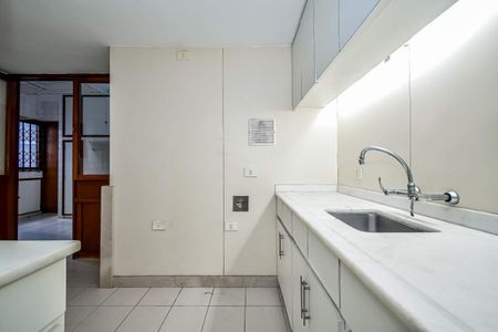 Apartamento à venda com 180m², 4 quartos e 1 vaga