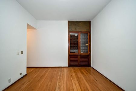 Apartamento à venda com 180m², 4 quartos e 1 vaga