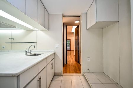 Apartamento à venda com 180m², 4 quartos e 1 vaga