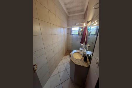 Casa de condomínio para alugar com 150m², 3 quartos e 2 vagasBanheiro 2
