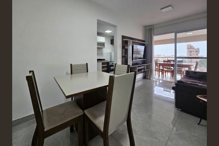 Apartamento para alugar com 67m², 2 quartos e 2 vagas Apartamento para alugar com 67m², 2 quartos e 2 vagasSala