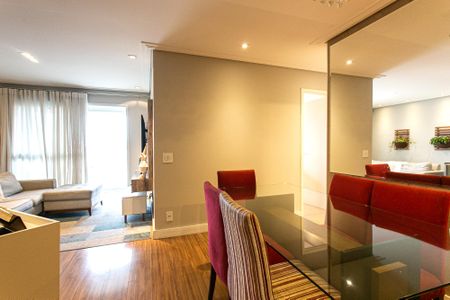 Apartamento à venda com 82m², 3 quartos e 1 vaga Apartamento à venda com 82m², 3 quartos e 1 vagaSala