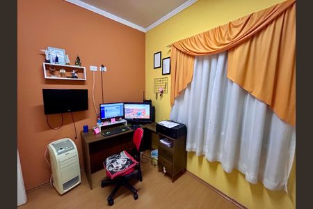 Casa à venda com 107m², 3 quartos e 2 vagas Casa à venda com 107m², 3 quartos e 2 vagasQuarto 2