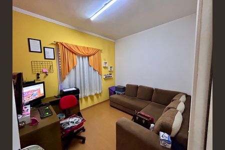 Casa à venda com 107m², 3 quartos e 2 vagas Casa à venda com 107m², 3 quartos e 2 vagasQuarto 2