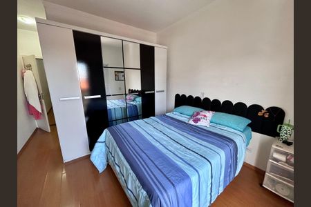 Casa à venda com 107m², 3 quartos e 2 vagas Casa à venda com 107m², 3 quartos e 2 vagasSuíte