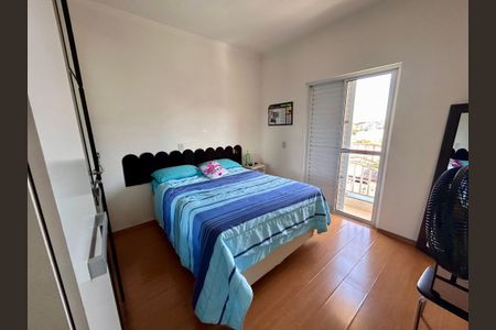 Casa à venda com 107m², 3 quartos e 2 vagas Casa à venda com 107m², 3 quartos e 2 vagasSuíte