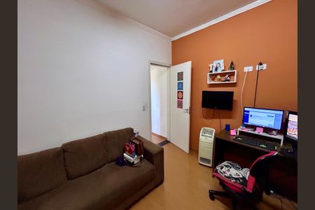 Casa à venda com 107m², 3 quartos e 2 vagas Casa à venda com 107m², 3 quartos e 2 vagasQuarto 2