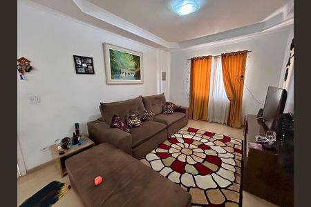 Casa à venda com 107m², 3 quartos e 2 vagas Casa à venda com 107m², 3 quartos e 2 vagasSala