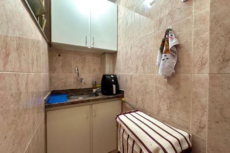 Cozinha de kitnet/studio para alugar com 1 quarto, 35m² em Centro, Rio de Janeiro