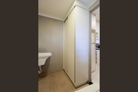 Apartamento à venda com 44m², 2 quartos e 1 vagaÁrea de serviço