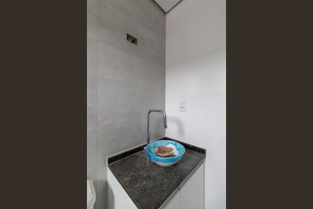 Apartamento à venda com 35m², 2 quartos e sem vagaBanheiro Social