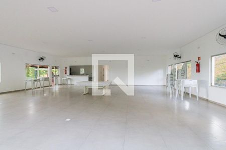 Apartamento à venda com 48m², 2 quartos e 1 vaga Apartamento à venda com 48m², 2 quartos e 1 vagaÁrea comum - Salão de festas