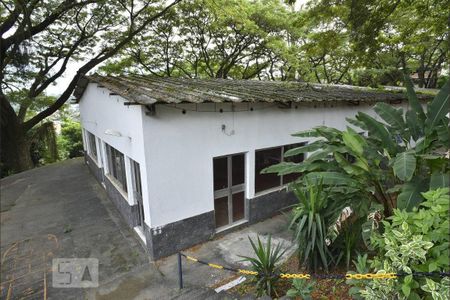 Apartamento à venda com 48m², 2 quartos e 1 vaga Apartamento à venda com 48m², 2 quartos e 1 vagaÁrea comum - Salão de festas