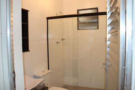 Casa para alugar com 70m², 2 quartos e sem vagaBanheiro do Quarto 2