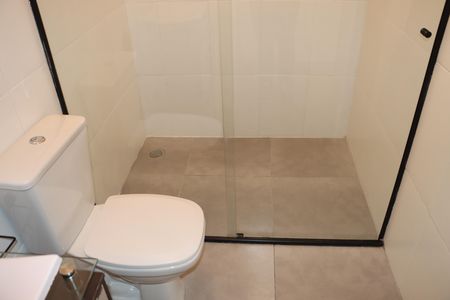Casa para alugar com 70m², 2 quartos e sem vagaBanheiro do Quarto 2