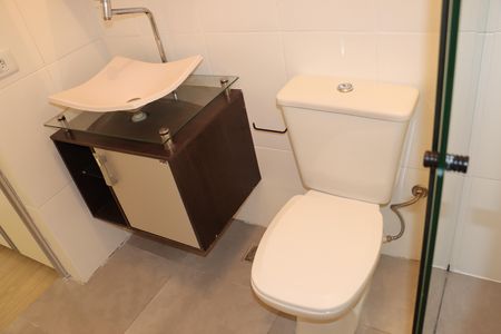 Casa para alugar com 70m², 2 quartos e sem vagaBanheiro do Quarto 2