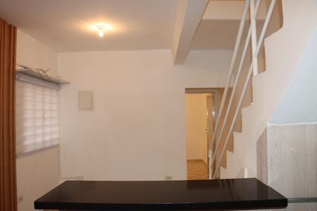 Cozinha de casa para alugar com 2 quartos, 70m² em Jardim Nayara, Embu das Artes