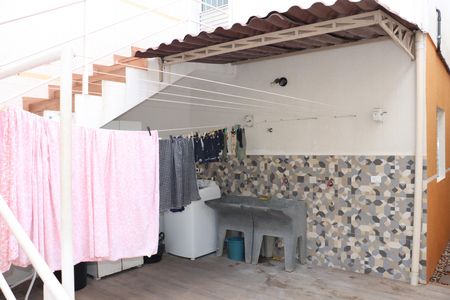 Casa para alugar com 70m², 2 quartos e sem vagaLavanderia