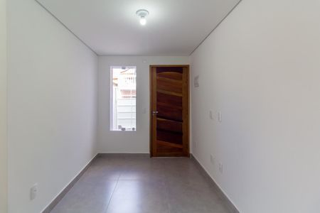 Casa para alugar com 70m², 2 quartos e 1 vaga Casa para alugar com 70m², 2 quartos e 1 vagaSala