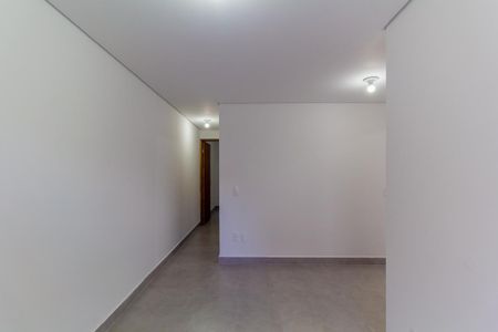 Casa para alugar com 70m², 2 quartos e 1 vaga Casa para alugar com 70m², 2 quartos e 1 vagaSala