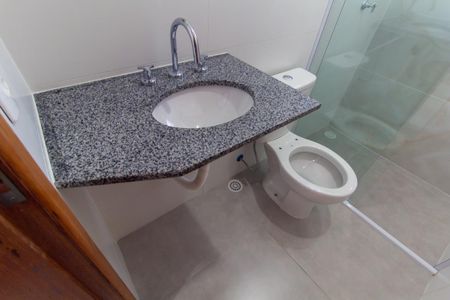Casa para alugar com 70m², 2 quartos e 1 vaga Casa para alugar com 70m², 2 quartos e 1 vagaBanheiro