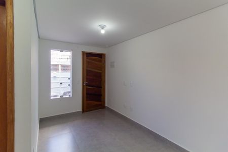 Sala de casa para alugar com 2 quartos, 70m² em Jardim Ana Rosa, São Paulo