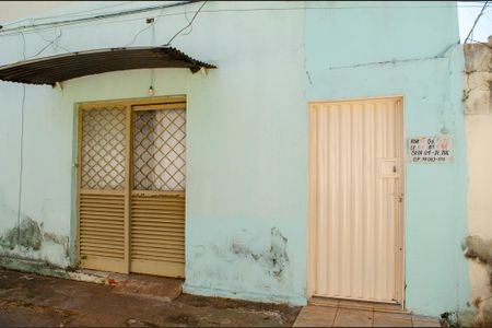 Casa para alugar com 70m², 2 quartos e sem vagaFachada